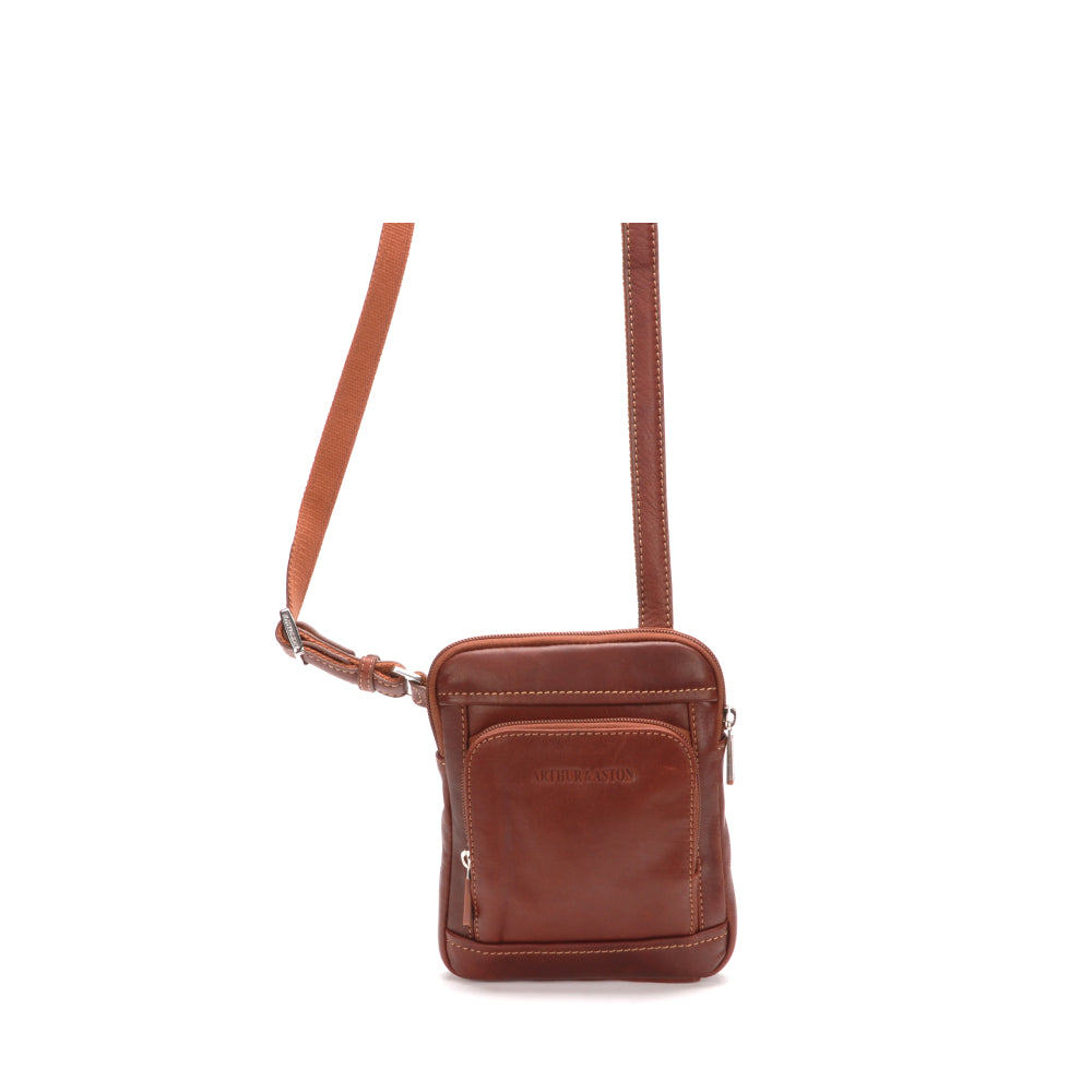 Small body bag Pablo model in dipped leather