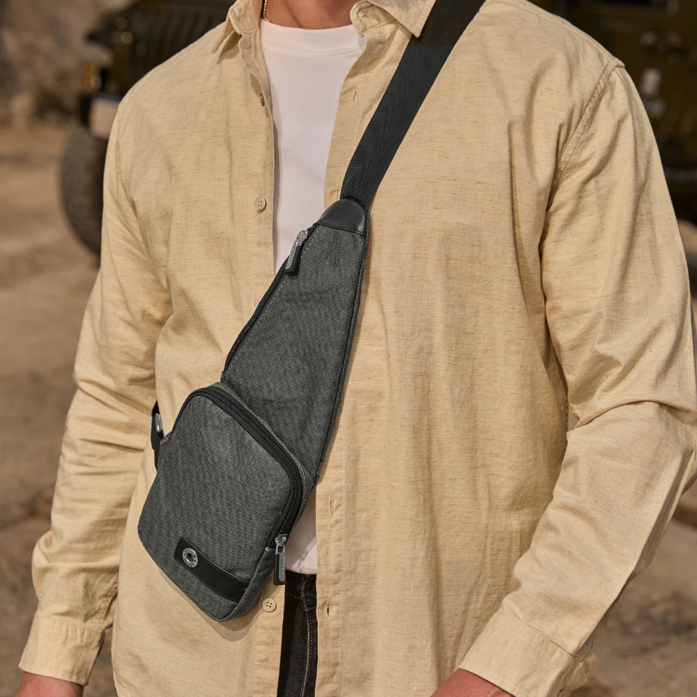 Aaron canvas body bag