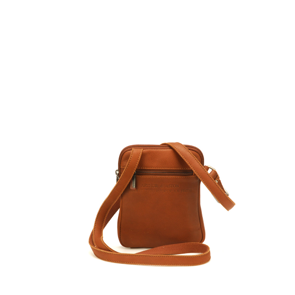Oscar leather body bag