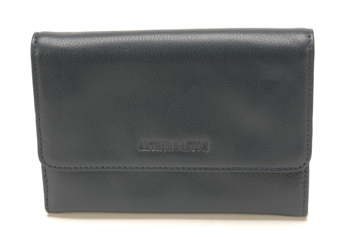 Célia leather paper holder
