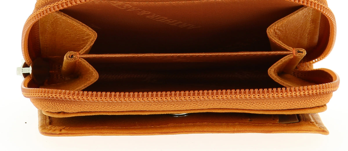 Oiled Leather Wallet and Card Holder Pink