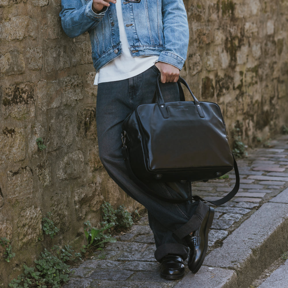 Leon leather travel bag
