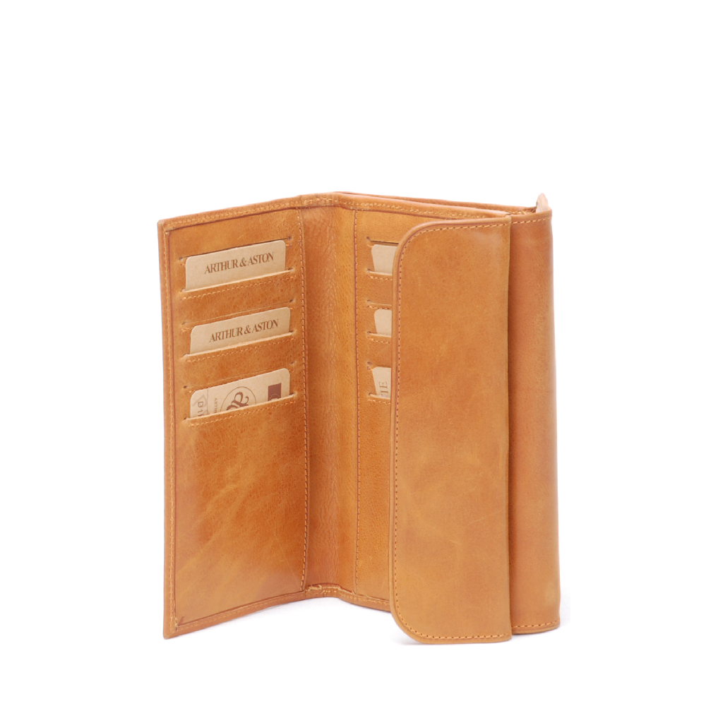 Back to Back Companion in Oiled Leather Rose