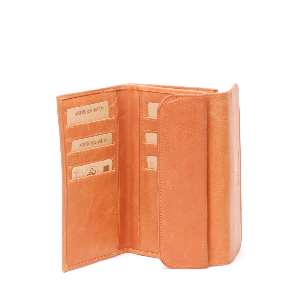 Back to Back Companion in Oiled Leather Rose