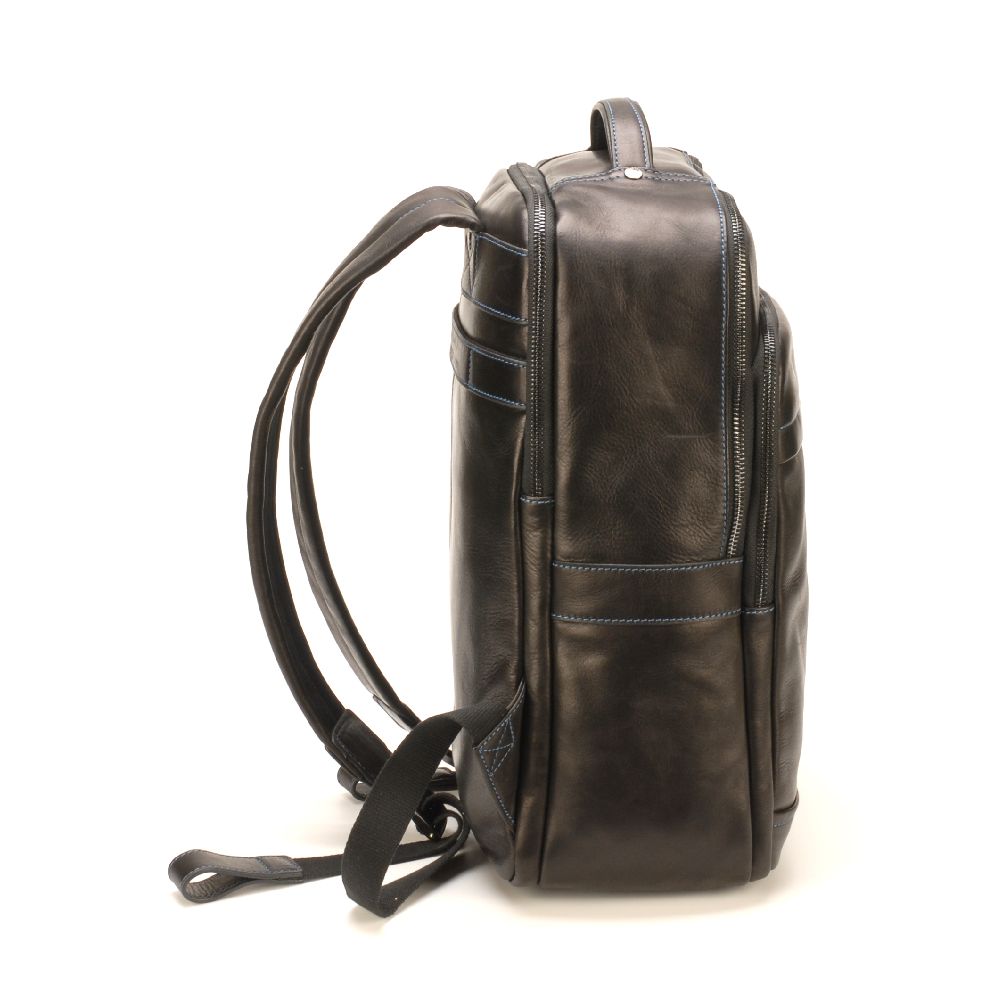 Pablo backpack in dipped leather