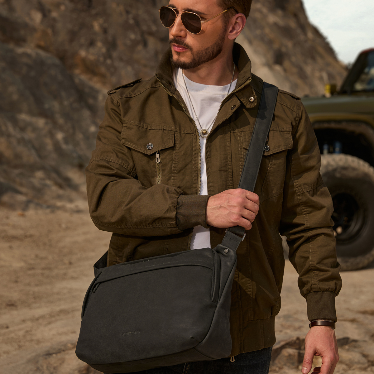 Sac besace Achille cuir