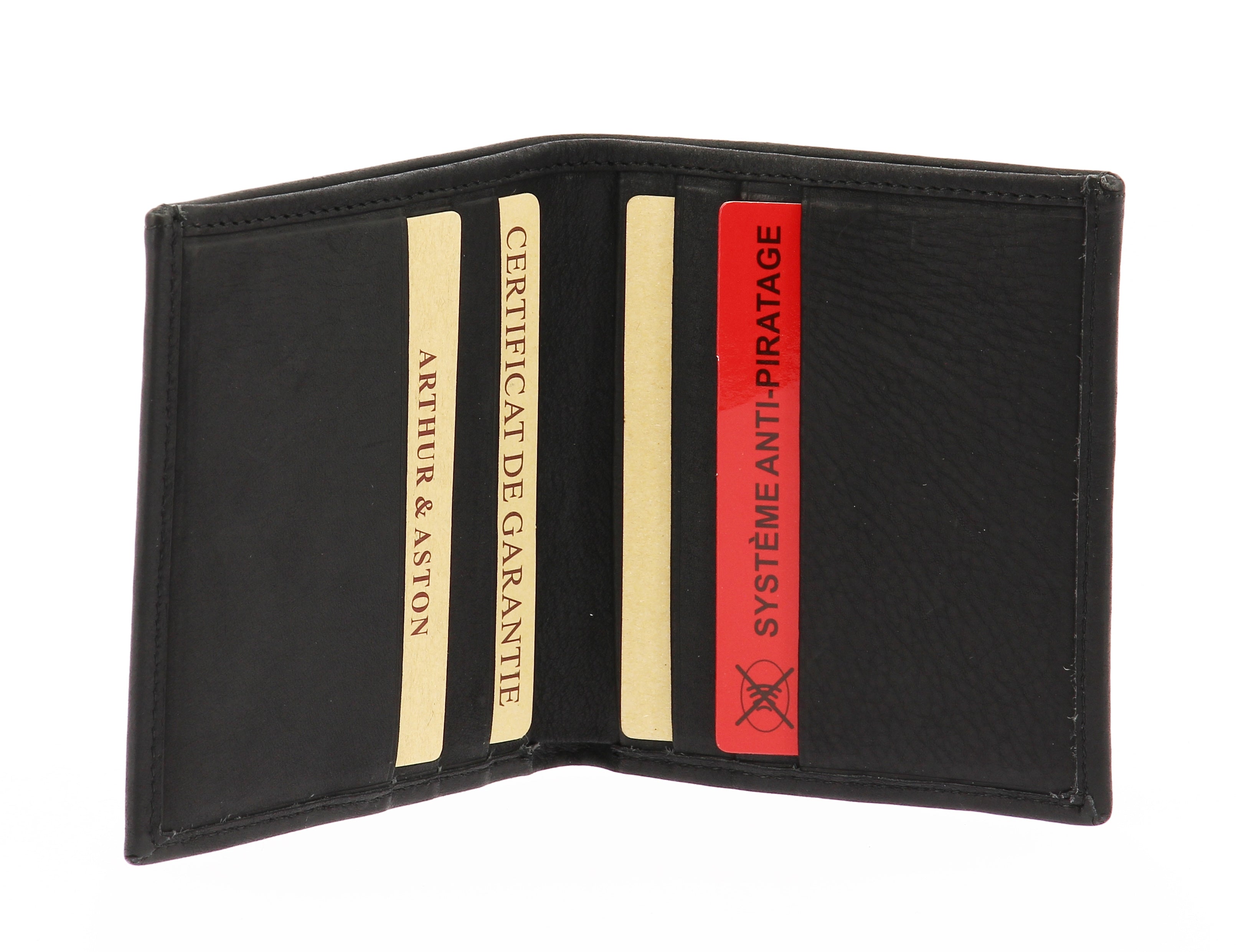Louis card holder in oiled leather
