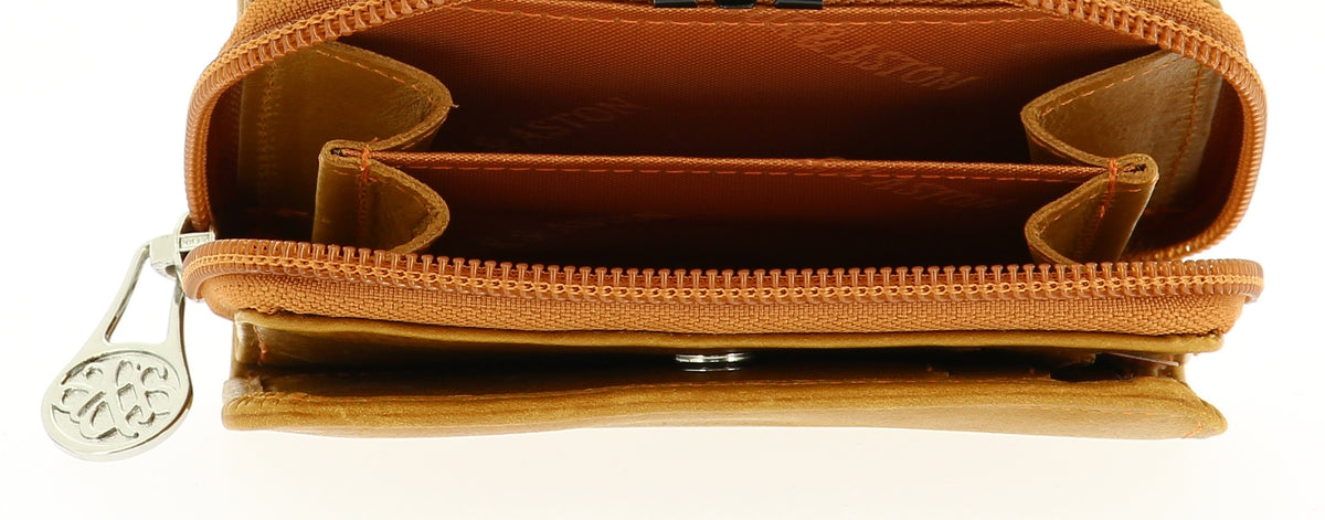 Oiled Leather Wallet and Card Holder Pink