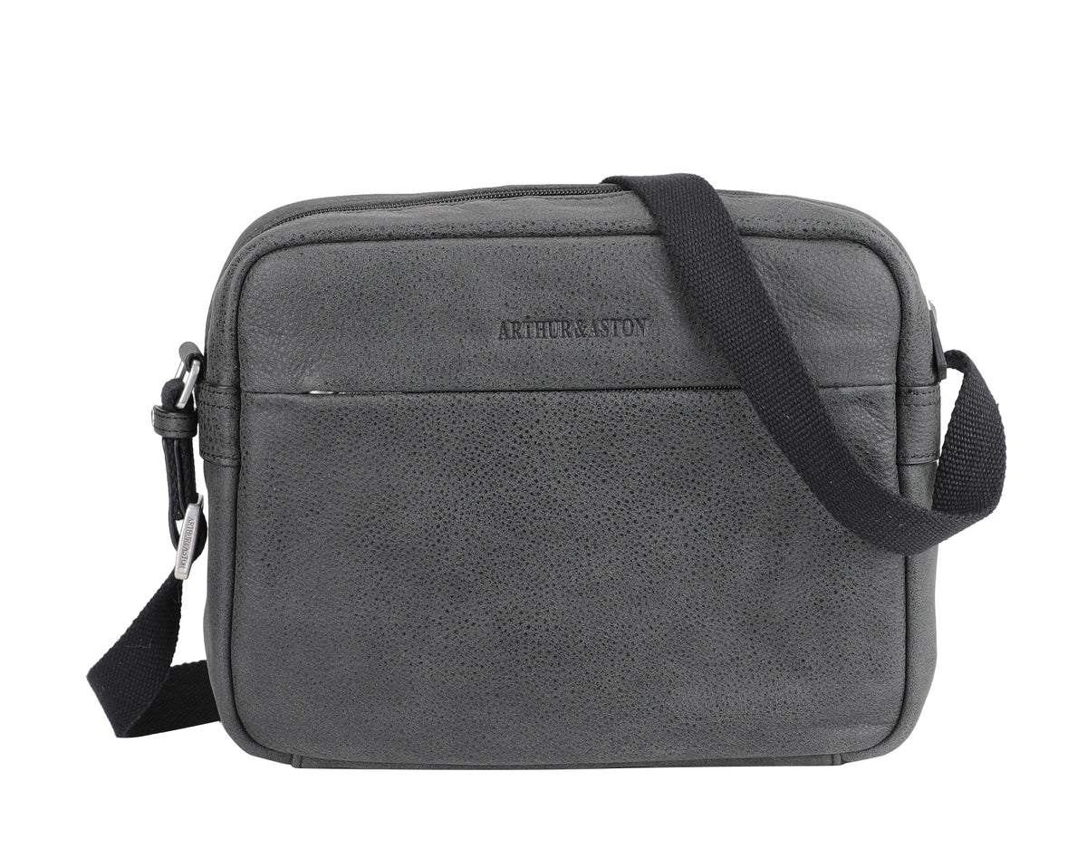 Cristiano destroyed leather messenger bag