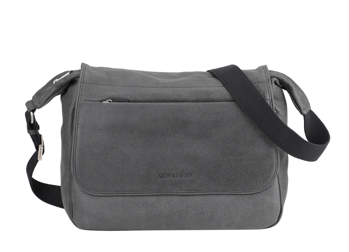 Cristiano destroyed leather satchel