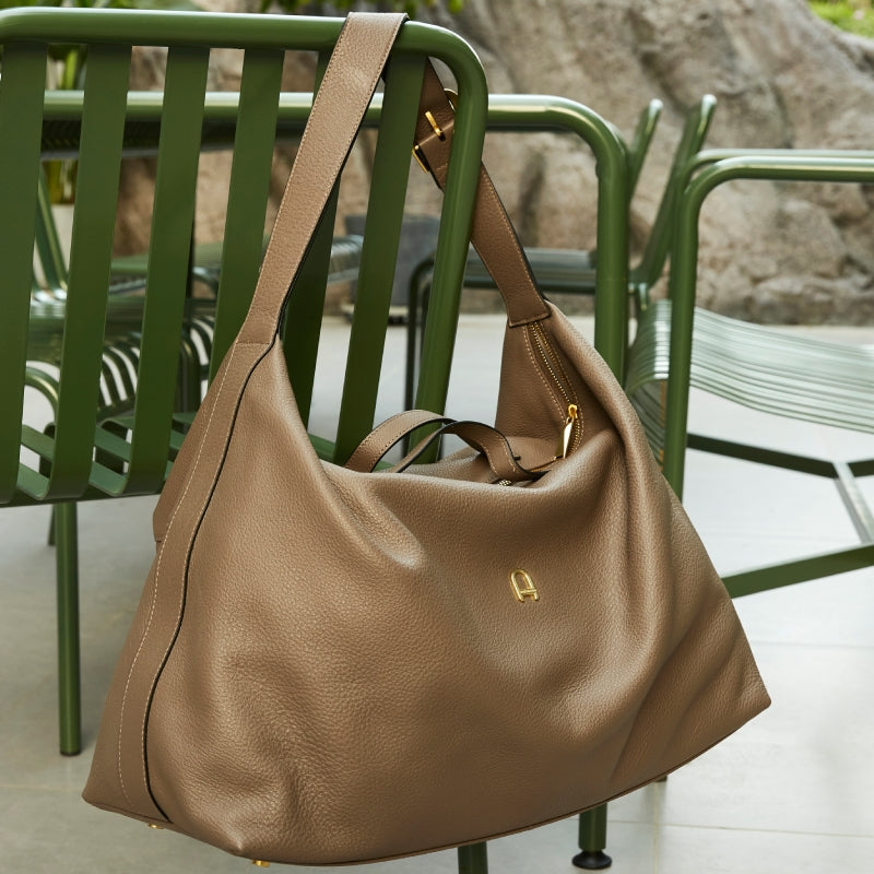 Camille leather travel bag