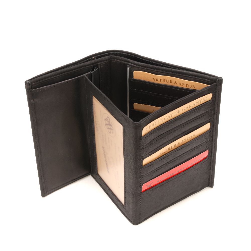 Large Louis wallet in oiled leather