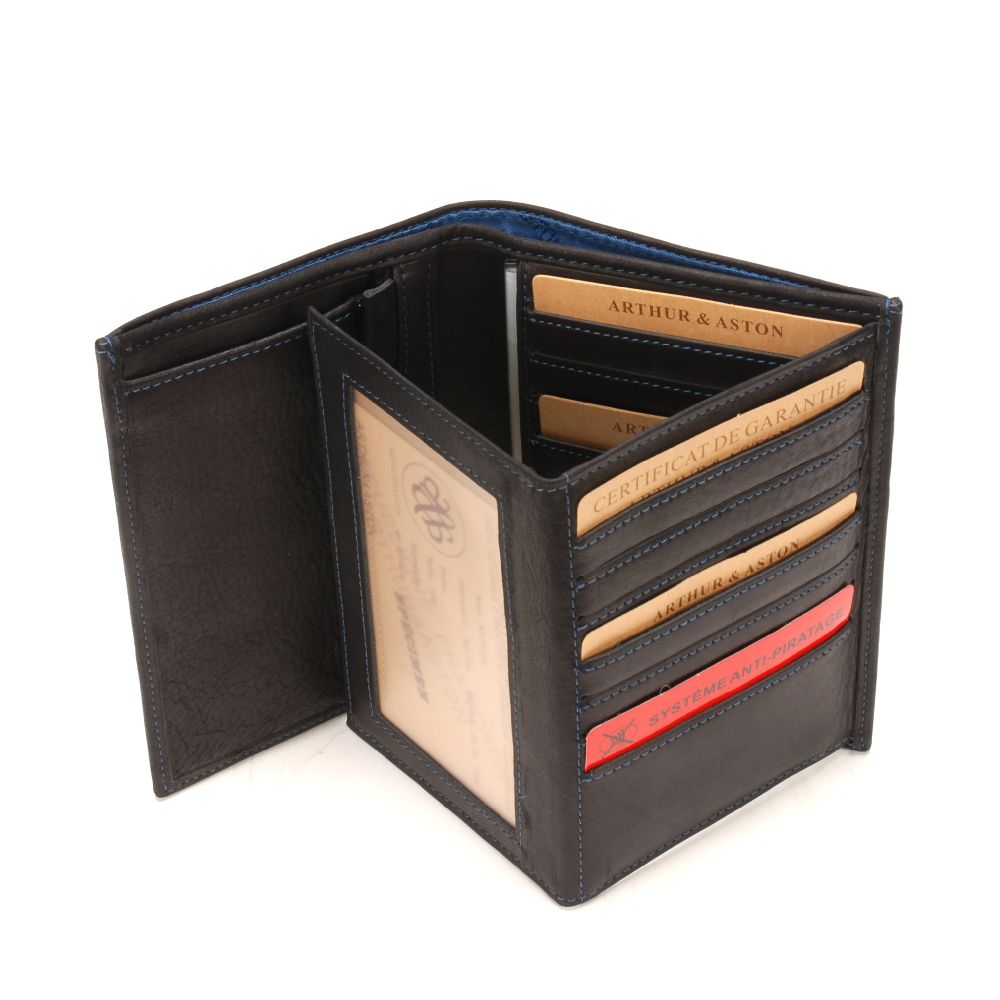 Large Louis wallet in oiled leather